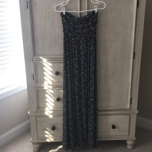 Hourglass Lilly Maxi Dress